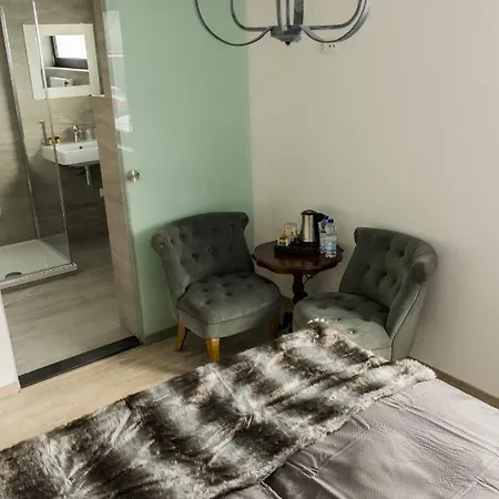 St Martinus Bed & Breakfast *